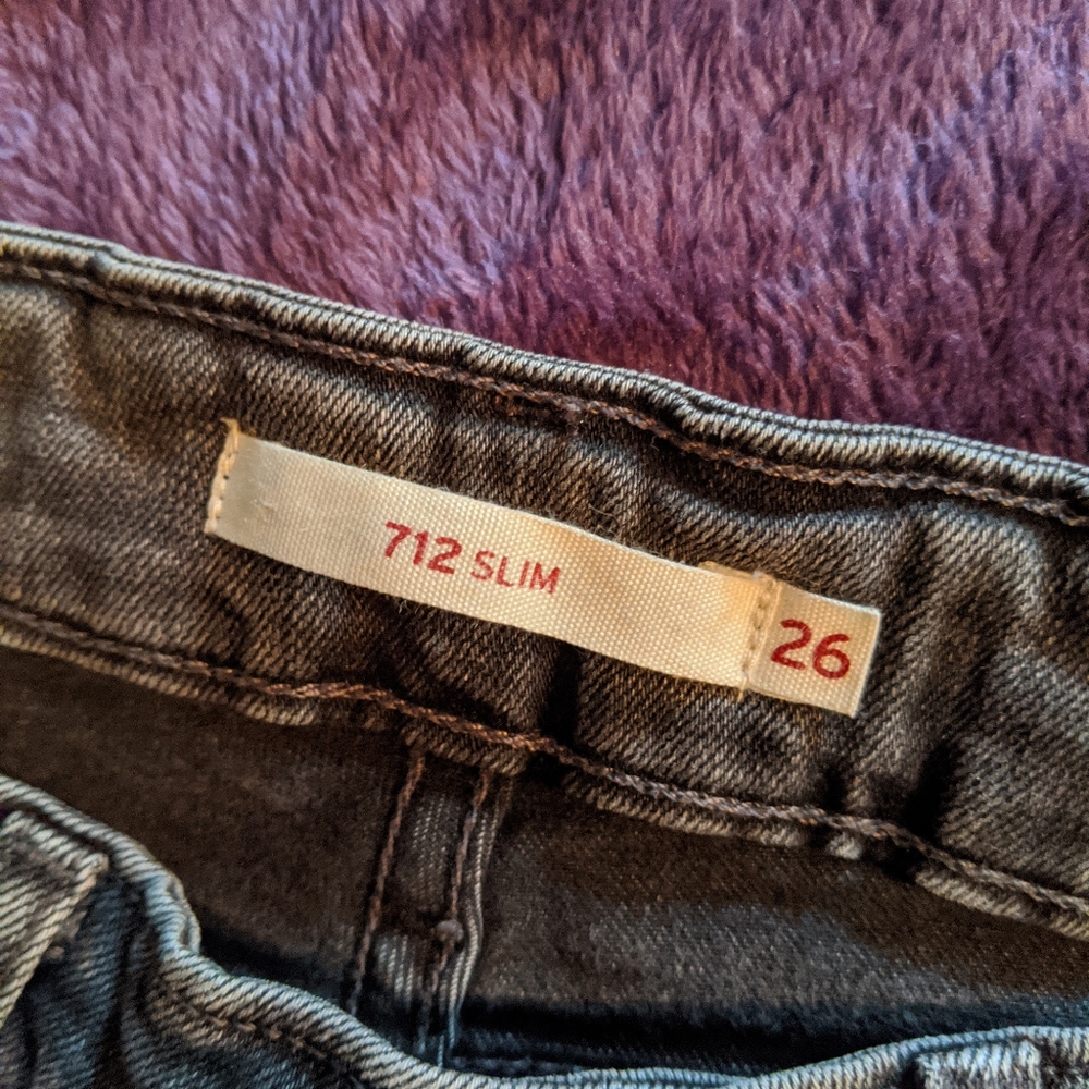 Levi's 712 slim jeans